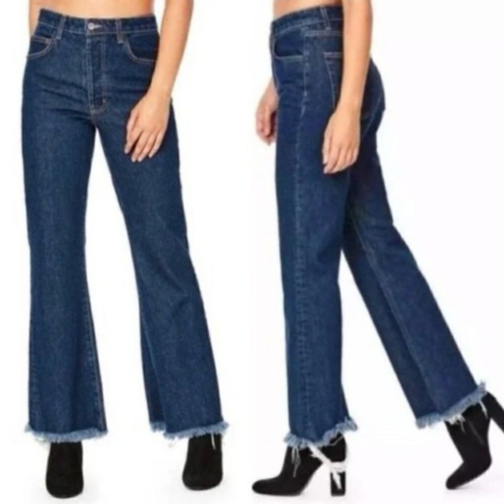 NWOT Carmar "Viktor" High Rise Dark Wash Raw Hem Flare Cropped Rigid Jeans 28